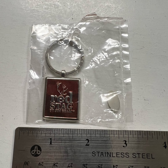 New Red Stag Keychain - Picture 2 of 4